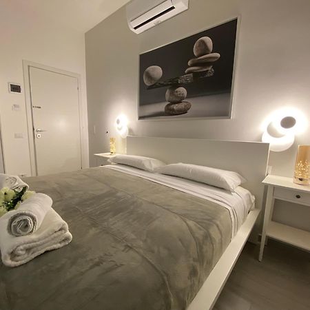 Roma Guesthouse Affittacamere Centro Citta' Softrooms-Metro' A 1 Metro Rome Bagian luar foto