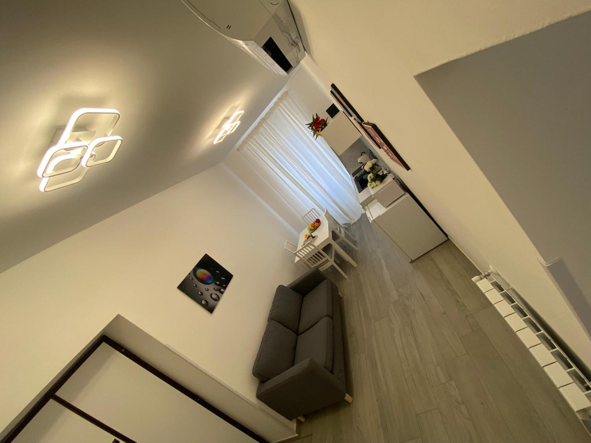 Roma Guesthouse Affittacamere Centro Citta' Softrooms-Metro' A 1 Metro Rome Bagian luar foto