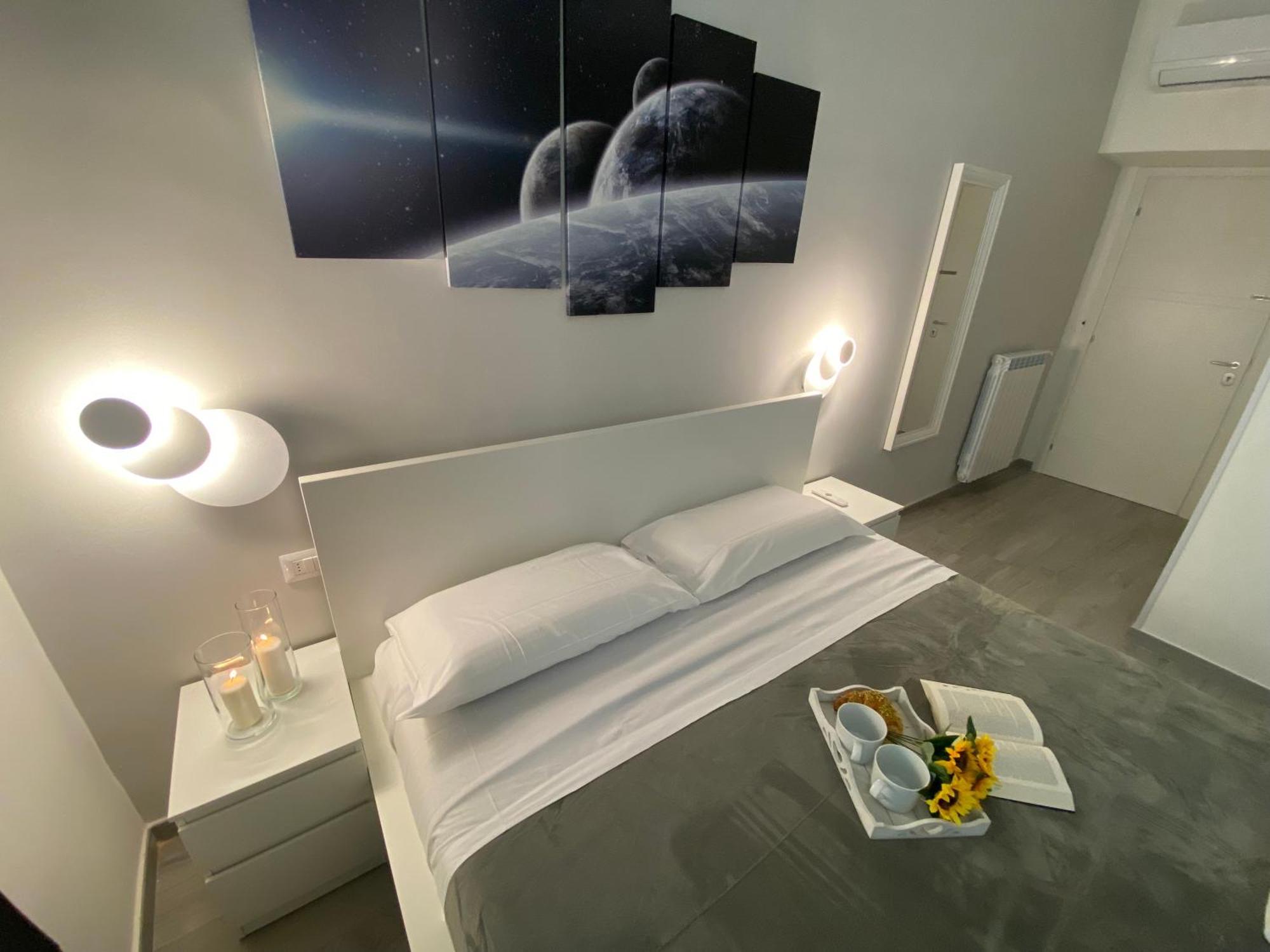Roma Guesthouse Affittacamere Centro Citta' Softrooms-Metro' A 1 Metro Rome Bagian luar foto