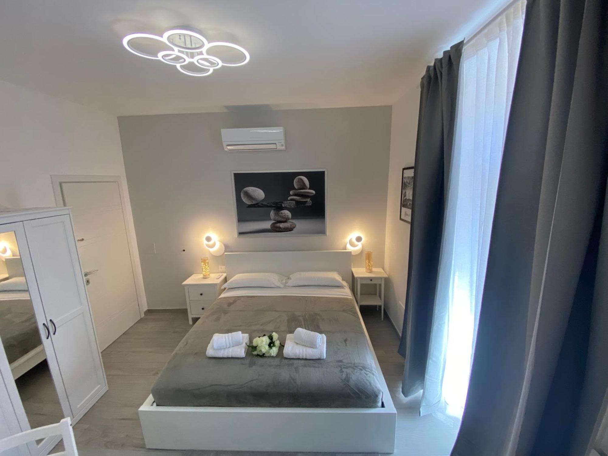 Roma Guesthouse Affittacamere Centro Citta' Softrooms-Metro' A 1 Metro Rome Bagian luar foto