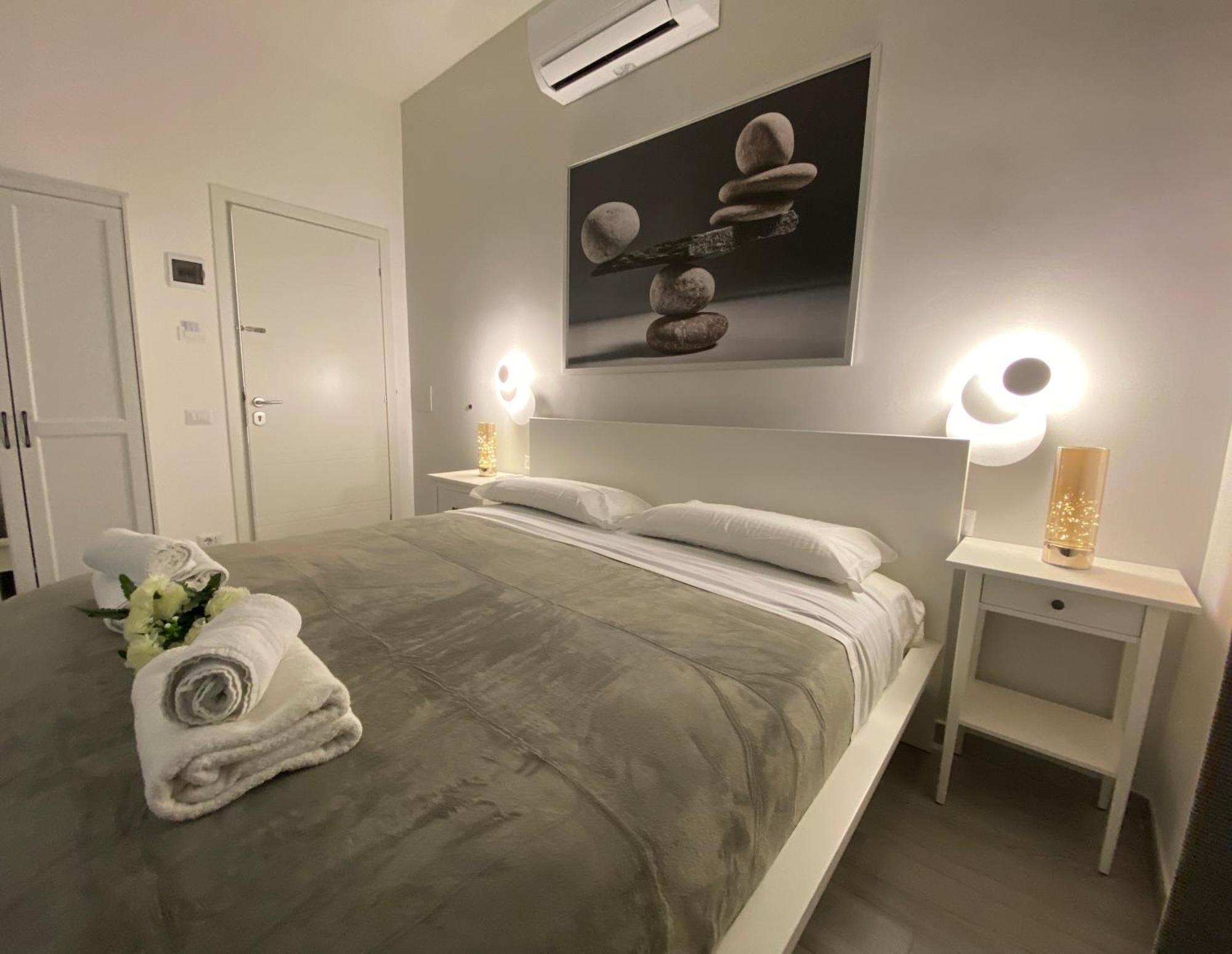 Roma Guesthouse Affittacamere Centro Citta' Softrooms-Metro' A 1 Metro Rome Bagian luar foto